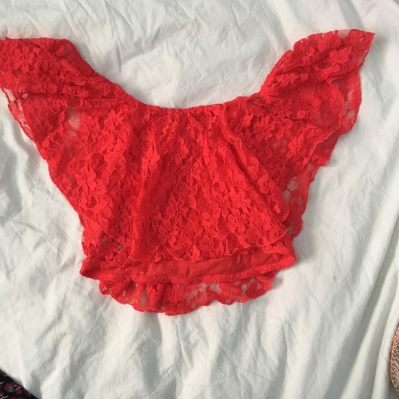 Red lace crop top flowy off shoulder bright XS - Picture 2 of 3